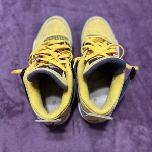 Yellow Retro Jordan’s